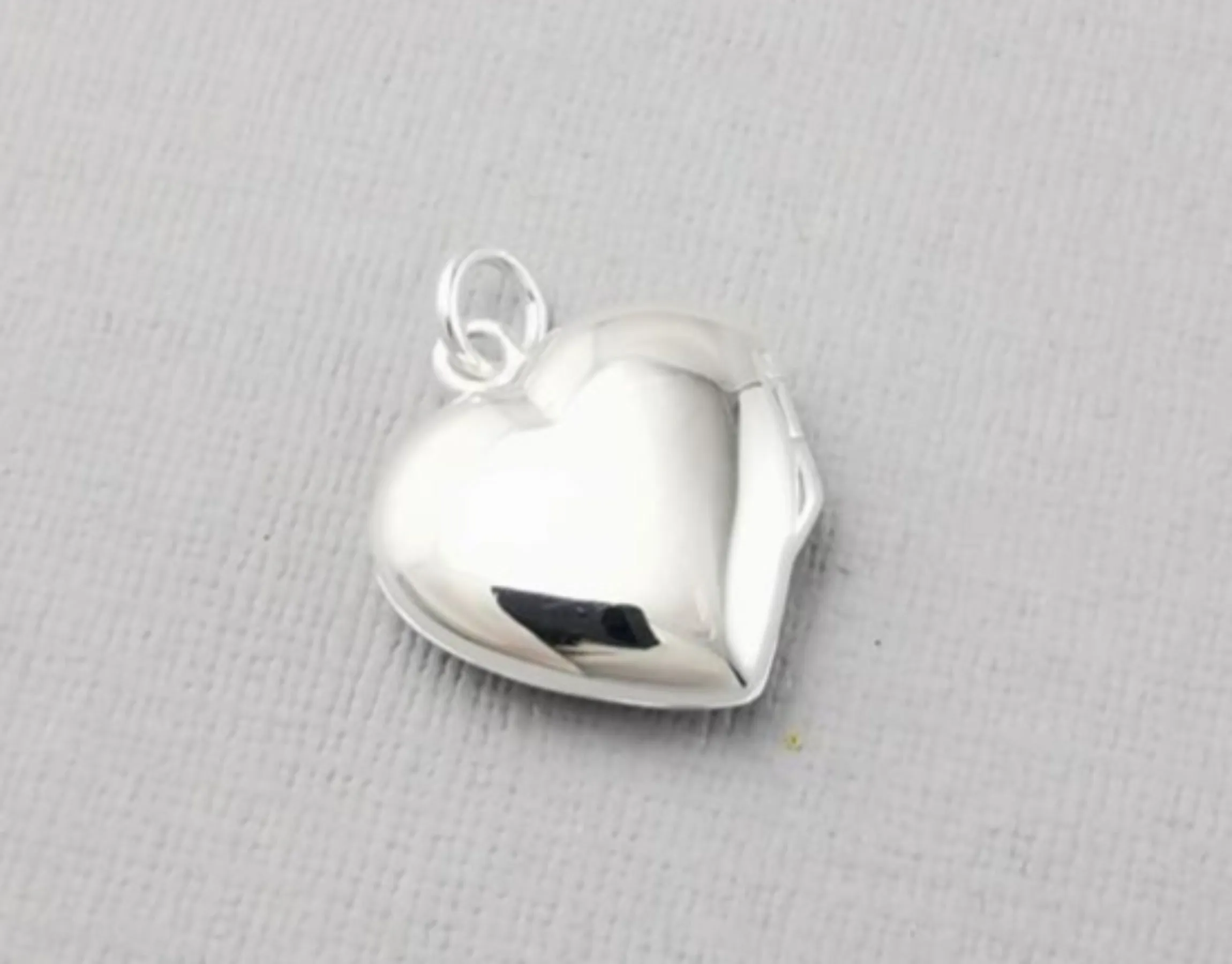 925 Sterling Silver Filigree Flower Heart Locket Pendant