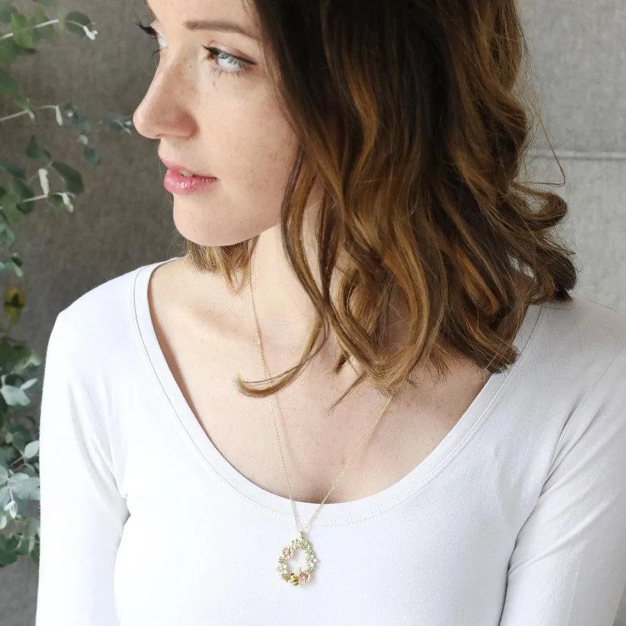 Floral Bee Pendant Necklace