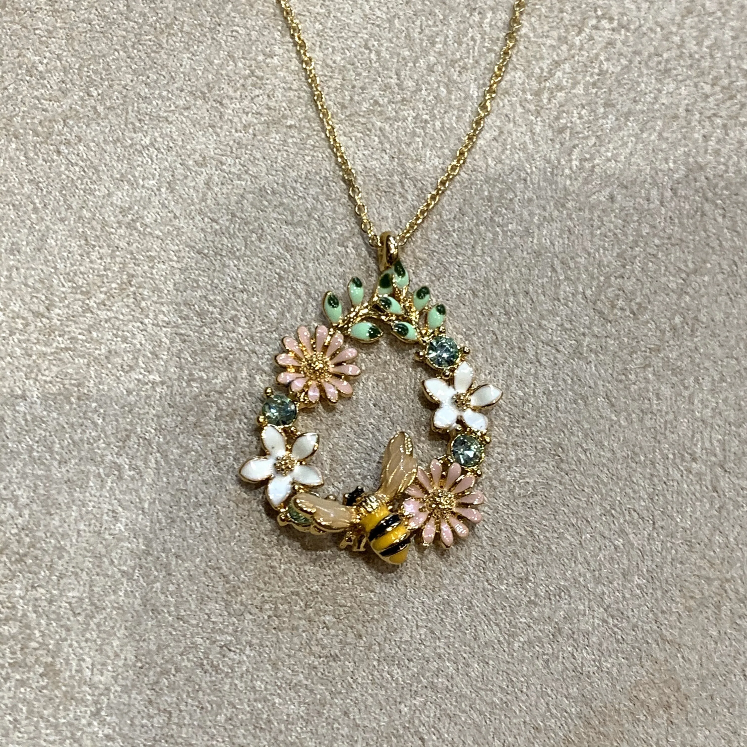 Floral Bee Pendant Necklace