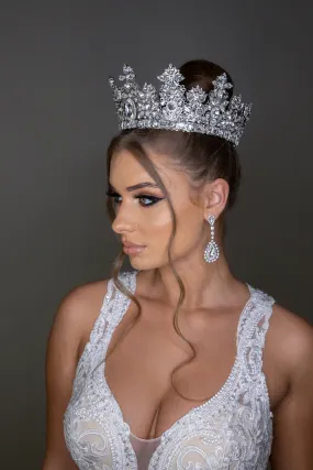 ROYAL LUXE Bridal Full Crown, Regular Crown with Brilliant Swarovski Crystals