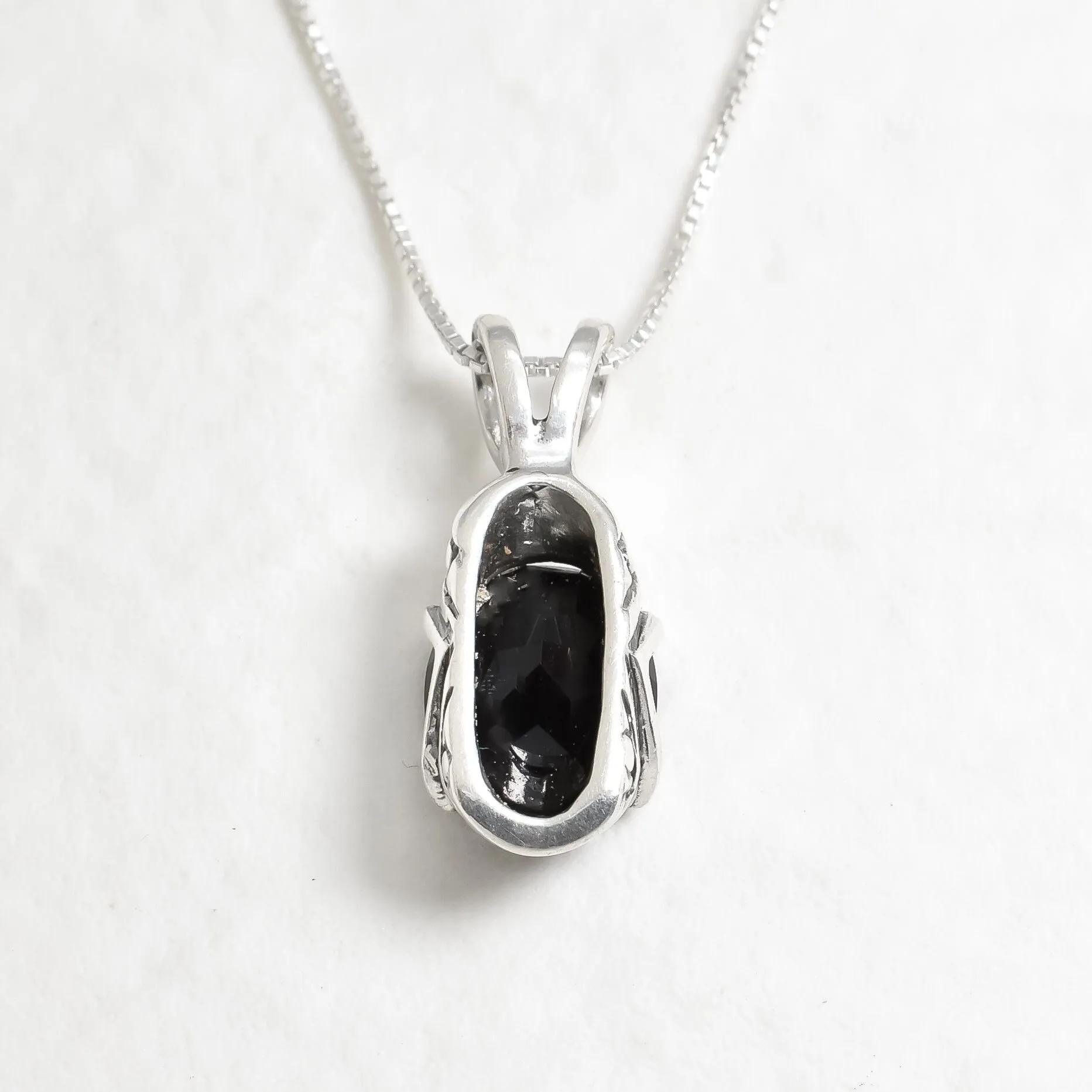 Tribal Onyx Pendant - Black Boho Necklace - Vintage Oval Necklace